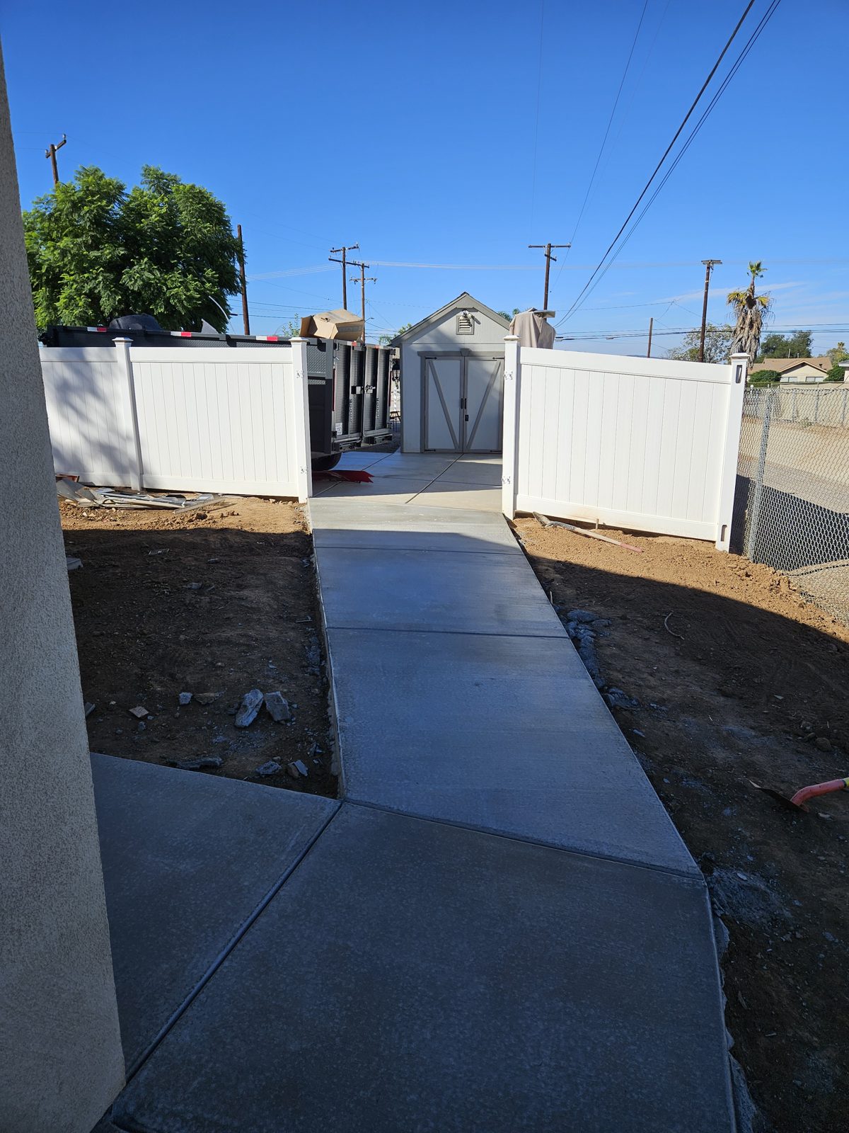 New poured concrete walkway